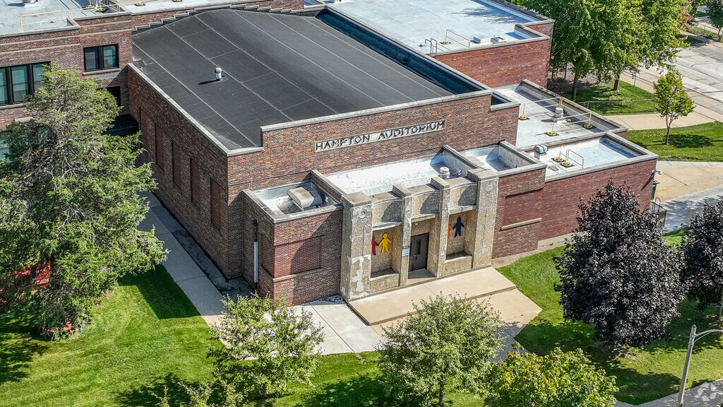 Milwaukee students have a great choice in Hampton Elementary.