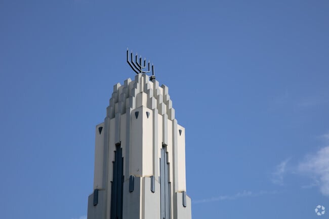 Pico-Robertson is the heart of LA's Jewish community.