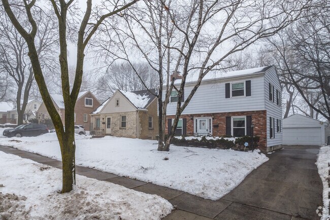 Tree-lined streets in the Valley Forge neighborhood.