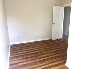 251 Maple Ave Unit D, South Bound Brook, NJ 08880