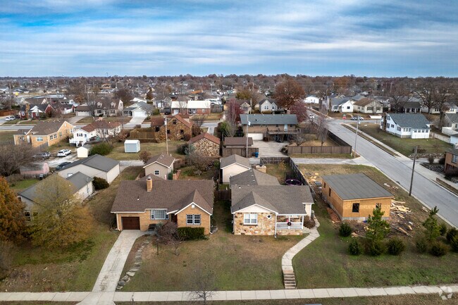 Homes in Mohaska are spaced closely together.