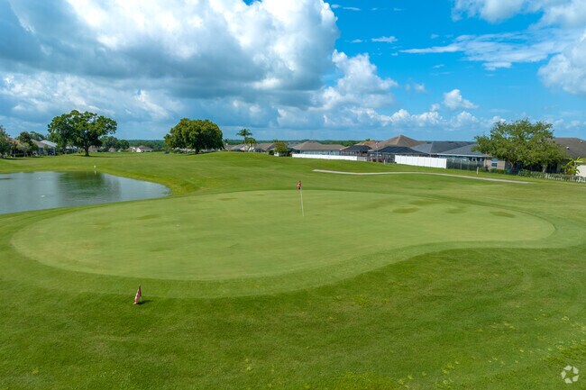 Huntington Hills in the Kathleen neighborhood is great for golf beginners.