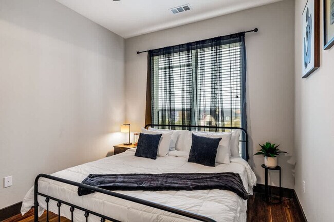 9127 Research Blvd unit ID1365733P, Austin, TX 78758 - photo 5