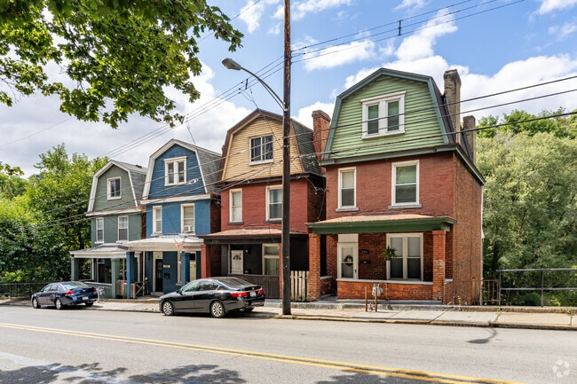 Classic architecture line the hills of South Side Slopes.