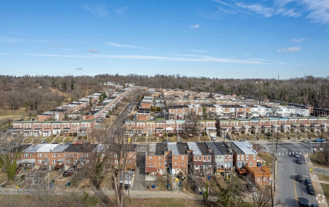 Attached row homes make up most of the Tremont neighborhood.