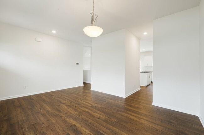 Dining/flex room
