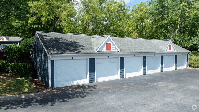 Sailpointe at Lake Norman, Cornelius, NC 28031 - photo 4