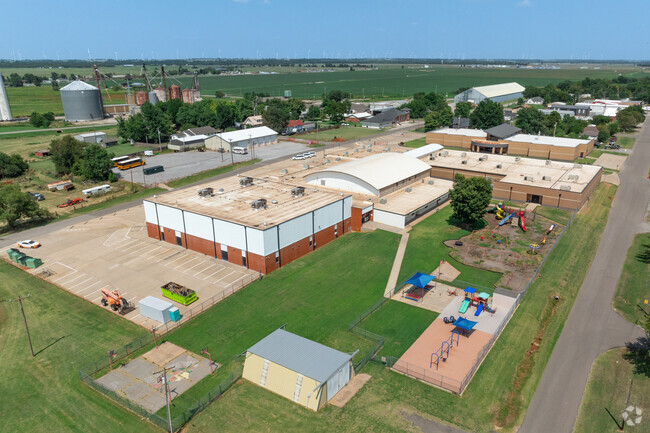 Calumet Elementary School offers a challenging education.