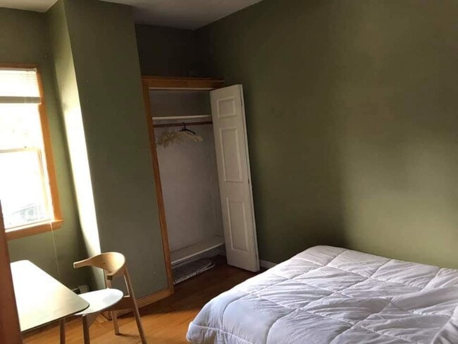 252 Cypress St, Brookline, MA 02445 - photo 5