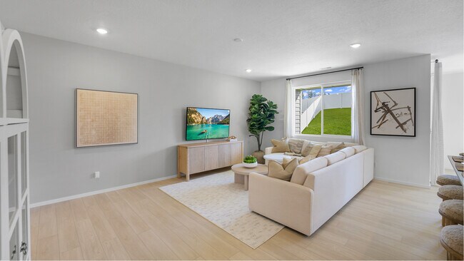 10654 N Beaverhead Rd, Spokane, WA 99208 - photo 5