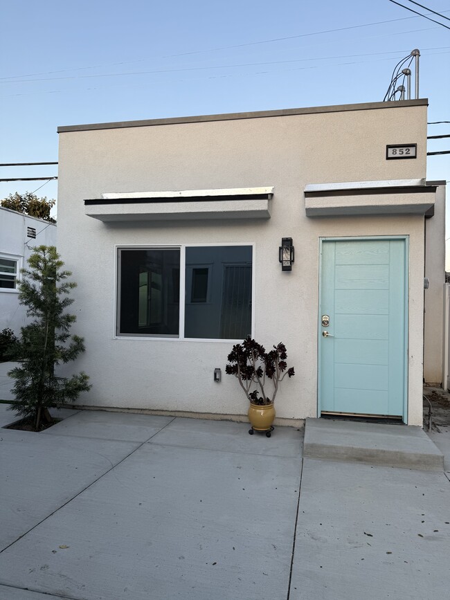 850 N Kenmore Ave Unit 852, Los Angeles, CA 90029