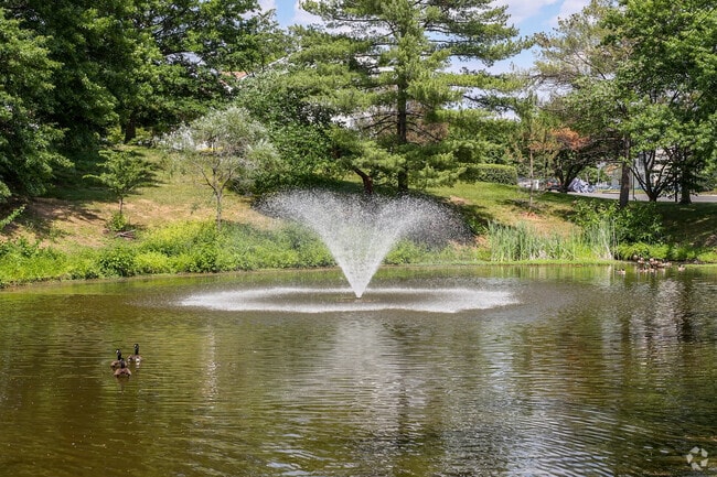 Franconia has many lakes and fountains that residents enjoy walking around.