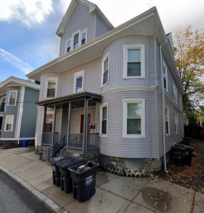 22 Royal St unit 2, Allston, MA 02134 - photo 2