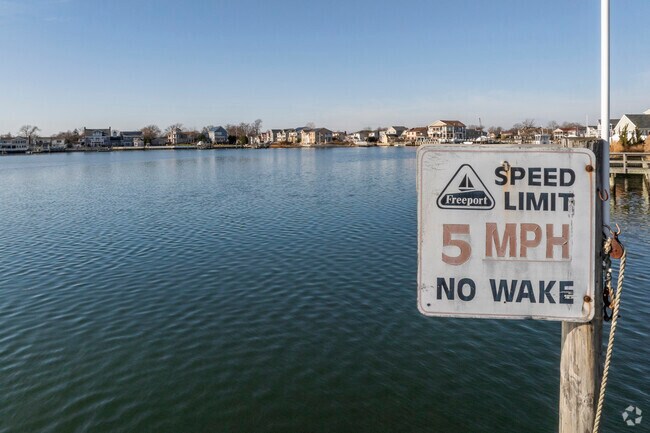 Baldwin Harbor is surrounded by large water ways for recreation.