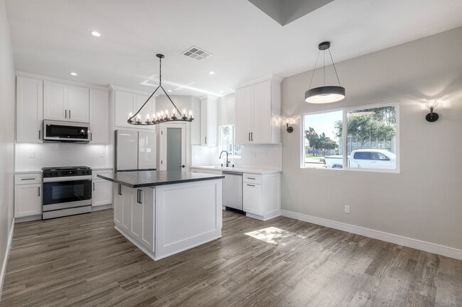 532 Elm Ave unit 1, Imperial Beach, CA 91932 - photo 2