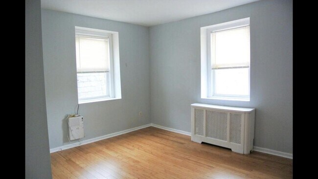 1st bedroom