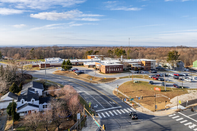 Damascus Elementary School