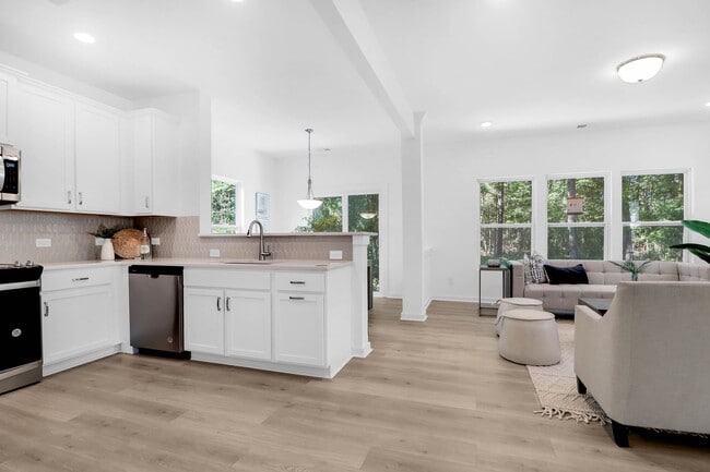 120 Marshall Smith Rd unit 38802691, Colfax, NC 27235 - photo 5