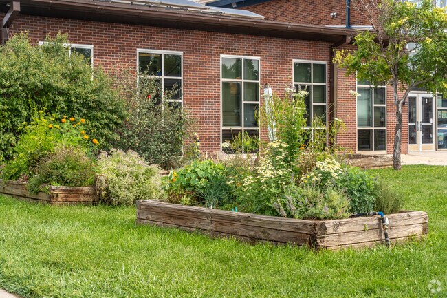 High Peaks Elementary proivdes a safe, positive, and nurturing environment for students.