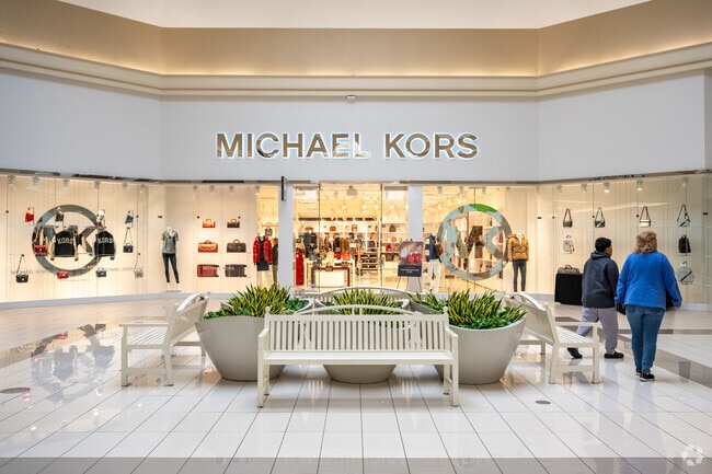 Need a new purse? Swing by Michael Kors in Niagara.