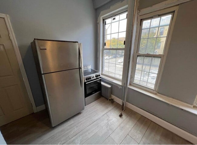 1624 Pitkin Ave unit 2, Brooklyn, NY 11212 - photo 2