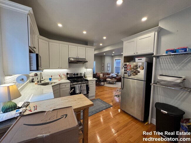 11 Anson St, Jamaica Plain, MA 02130 - photo 6