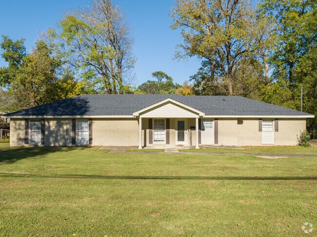 Forest Park is known for its charming collection of beautiful brick homes.