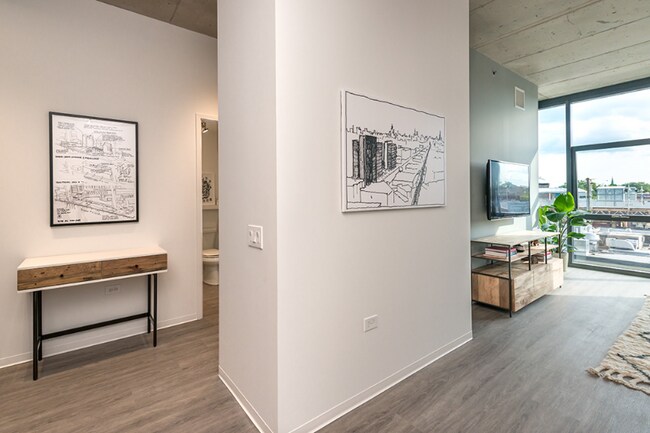 2730 W Belden Ave unit 1101, Chicago, IL 60647 - photo 6