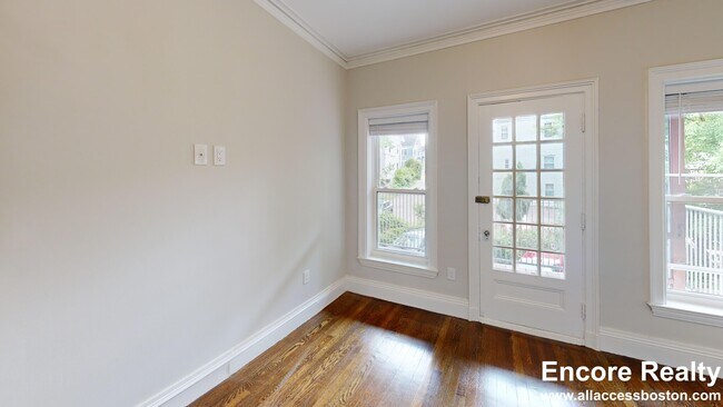 6 Radcliffe Rd unit 7, Allston, MA 02134 - photo 7