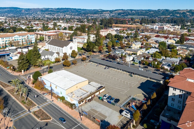 St. Leander School serves grades PK, K-8 with a student-teacher ratio of 16 to 1.