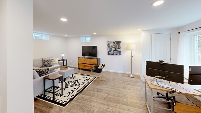 4024 Joshua Rd, Lafayette Hill, PA 19444 - photo 2