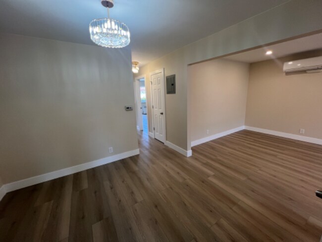 61-60 69th Ln unit 1, Flushing, NY 11379 - photo 6