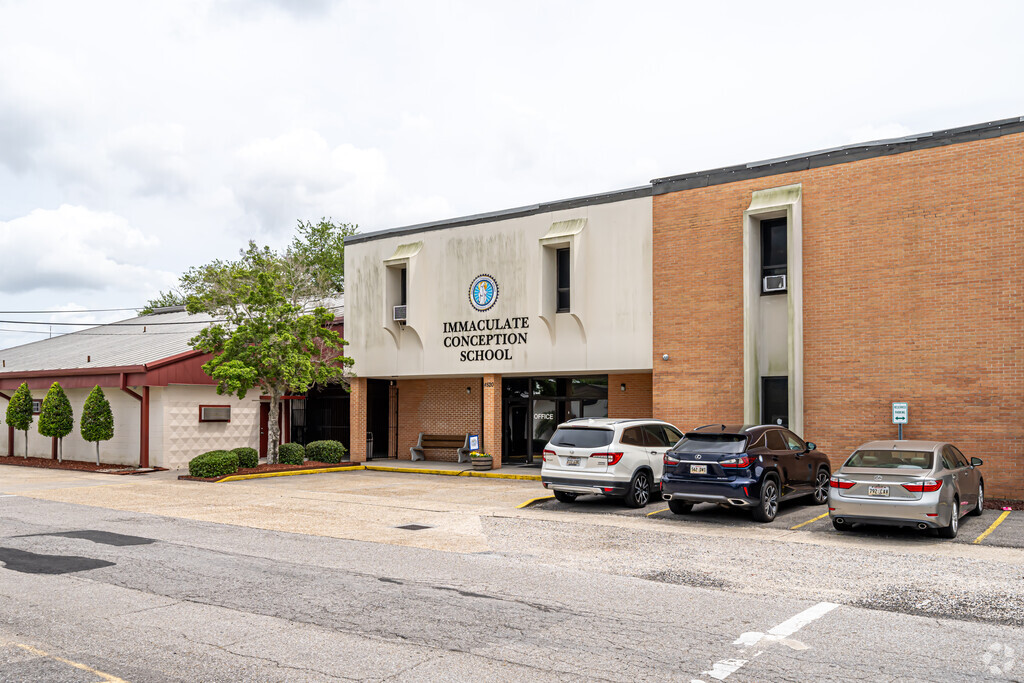 Immaculate Conception School serves children in Pre-K through 7th grade.