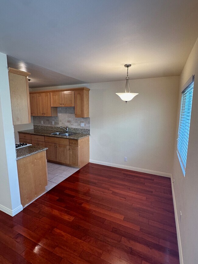 1034 9th St, Santa Monica, CA 90403 - photo 4