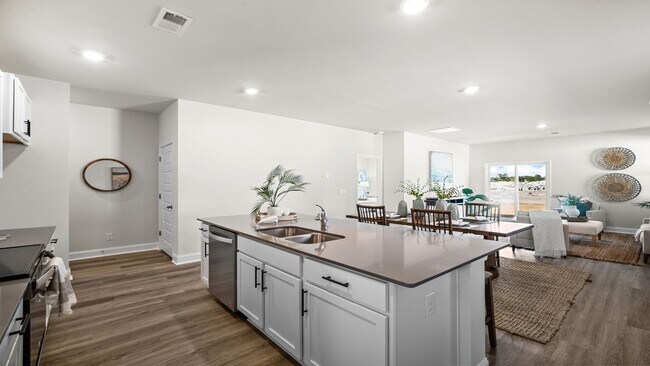 6060 Milam Dr SW unit 36200585, Mableton, GA 30126 - photo 2