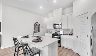 102 Mikah Dr Unit 37172358, Maumelle, AR 72113