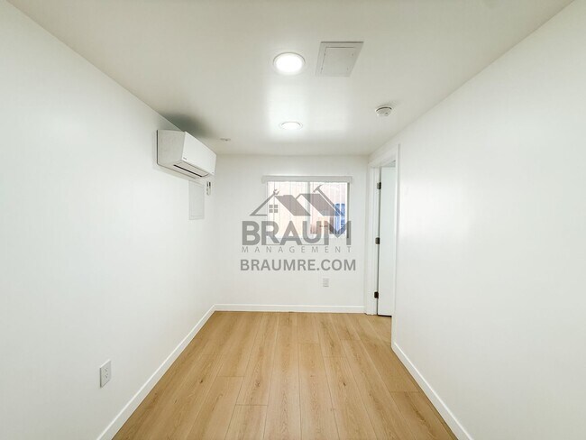 4404 Stern Ave unit 7, Sherman Oaks, CA 91423 - photo 2