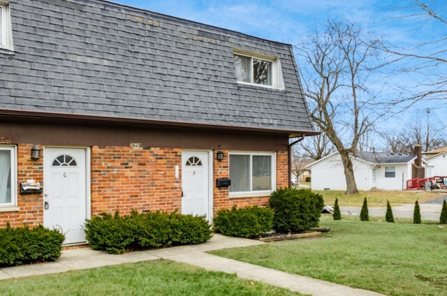 5587 Ironwood Ct, Columbus, OH 43229 - photo 7