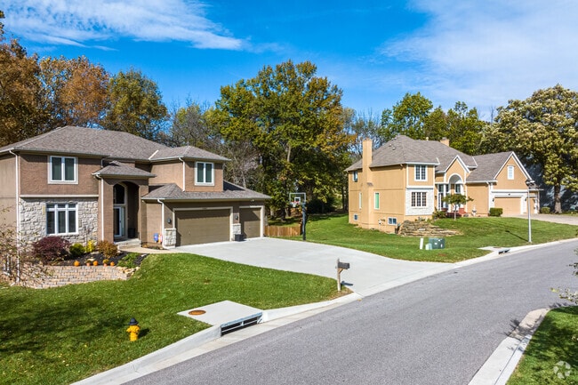 The neighborhoods in Shawnee are clean and the streets are quiet and peaceful.