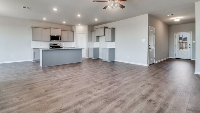 4681 E Ridge Rd, Lake Charles, LA 70607 - photo 2