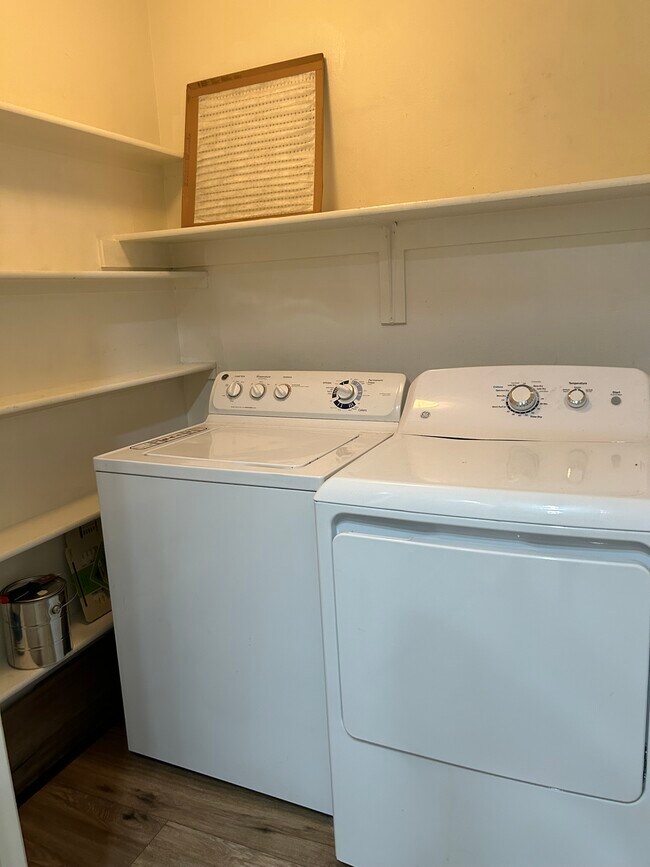 Biltmore Square Apartments unit 143, Phoenix, AZ 85016 - photo 6