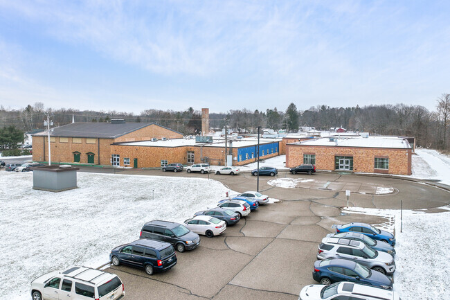 Taylors Falls Elementary School’s minority student enrollment is 10%.