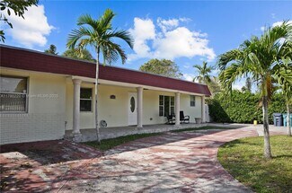 19310 NW 48th Ct Unit left, Miami Gardens, FL 33055