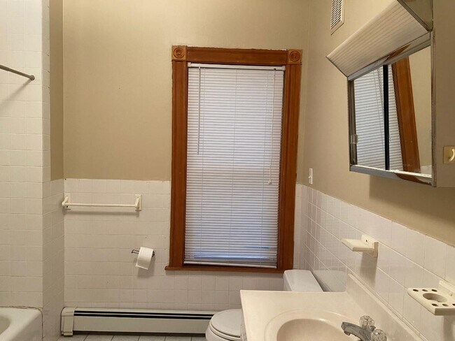 3 Washburn Terrace unit 2, Brookline, MA 02446 - photo 5