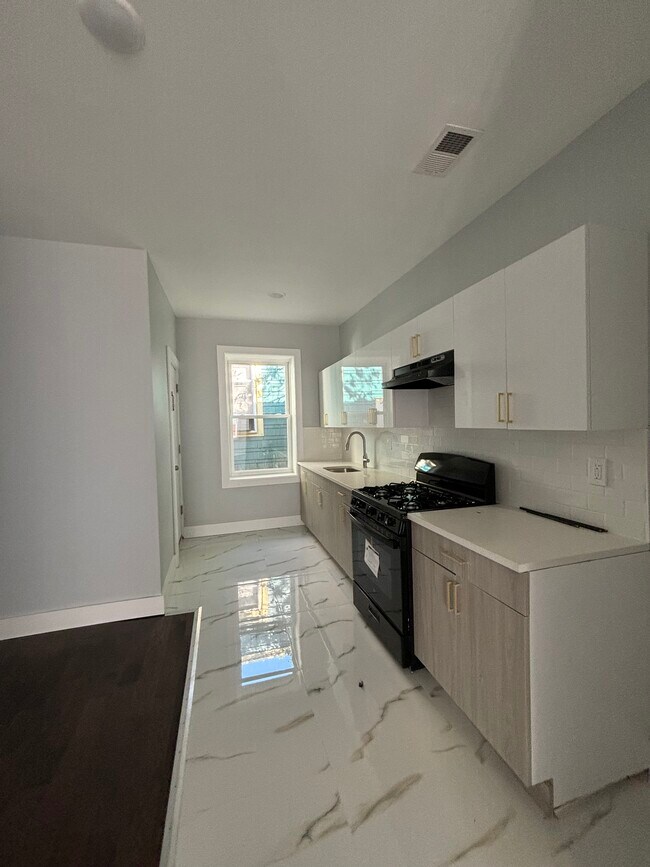 308 Renner Ave 3