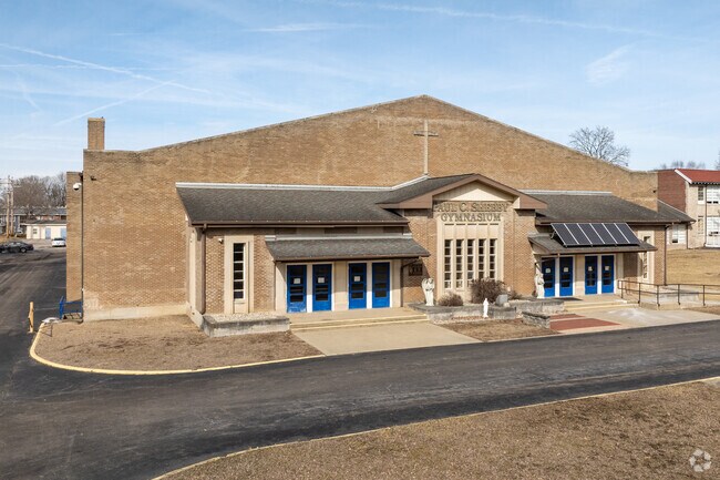 Schlarman Academy has the Paul C. Shebby Gymnasium right next to the school.