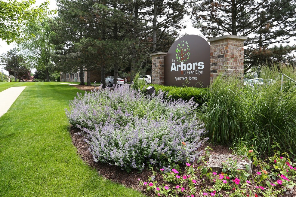 The Arbors of Glen Ellyn, Glen Ellyn, IL 60137 - photo 1