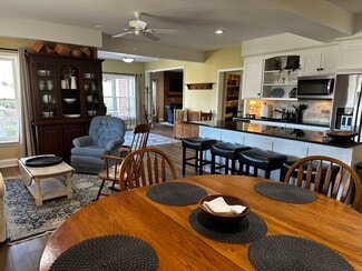 1918 Browns Gap Turnpike Unit Apartment A, Charlottesville, VA 22901