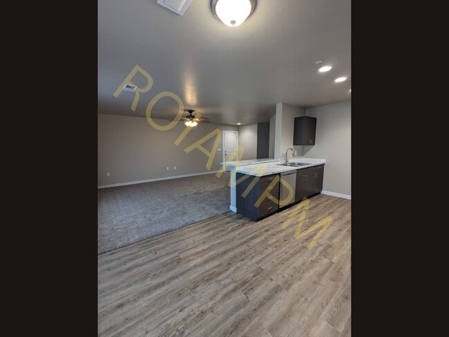 1215 S Eisenhower St, Jerome, ID 83338 - photo 4