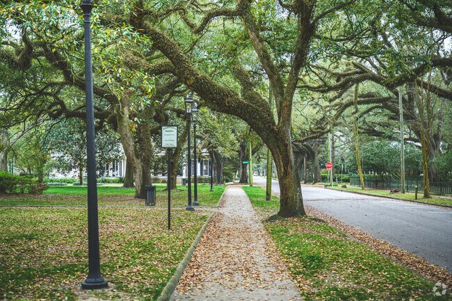 Washington Square Park is in close proximity to Washington Square residents.
